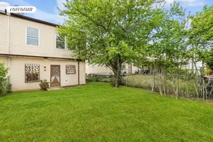 1887 Strauss St, New York City, NY 11212 - Photo 10