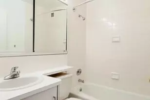 330 E 39th St, New York City, NY 10016 - Photo 4