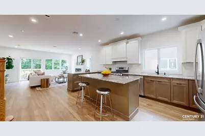 10 Harris Lane, New York City, NY 10309 - Photo 6