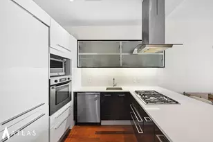 162 N 12th St, Brooklyn, NY 11211 - Photo 4