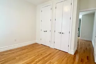 886 10th Ave, New York City, NY 10019 - Photo 2