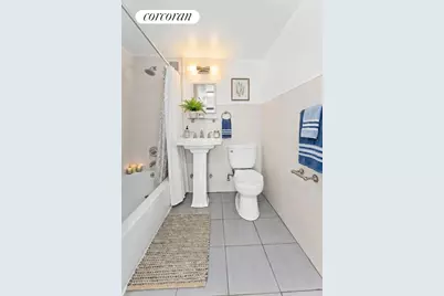 166 E 61st Street #15H, New York, NY 10065 - Photo 4