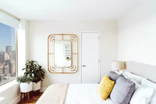 315 W 33rd St, New York, NY 10001 - Photo 4