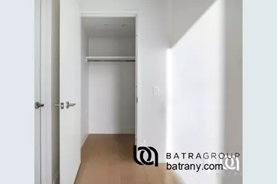 30-55 Vernon Boulevard #8-E, Astoria, NY 11102 - Photo 10