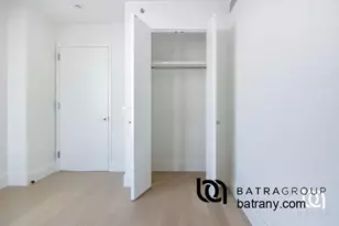 30-55 Vernon Blvd, Astoria, NY 11102 - Photo 6