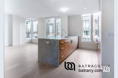 30-55 Vernon Boulevard #8-E, Astoria, NY 11102 - Photo 2