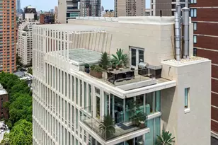 301 E 61st St, New York City, NY 10065 - Photo 12