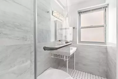 433 E 51st Street #9DE, New York City, NY 10022 - Photo 4