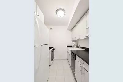 30 W 61st Street #30E, New York City, NY 10023 - Photo 4