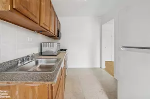 5730 Mosholu Ave, New York City, NY 10471 - Photo 8