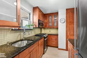 167 E 67th St, New York City, NY 10065 - Photo 8