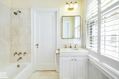 580 Park Avenue #2A, New York, NY 10065 - Photo 18