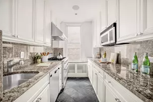 1049 Park Ave, New York City, NY 10028 - Photo 6