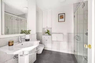 1049 Park Ave, New York City, NY 10028 - Photo 16