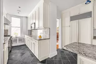 1049 Park Ave, New York City, NY 10028 - Photo 4