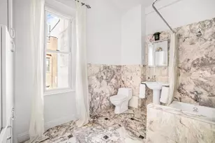 1049 Park Ave, New York City, NY 10028 - Photo 12