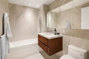 355 W 39th St, New York City, NY 10018 - Photo 6