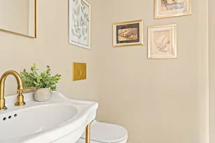 966 St Johns Pl, New York City, NY 11213 - Photo 8