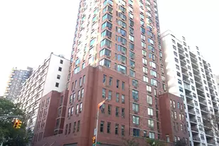 400 E 90th St, New York City, NY 10128 - Photo 8