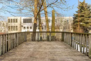 209 Windsor Pl, New York City, NY 11215 - Photo 18