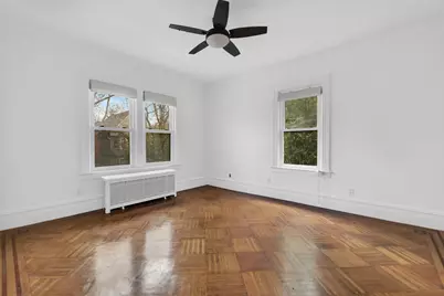 242 Stratford Road, New York City, NY 11218 - Photo 18