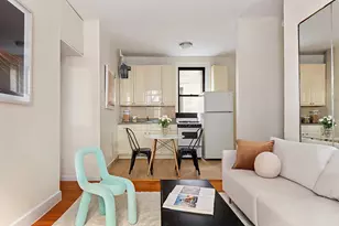 21-38 35th St, Astoria, NY 11105 - Photo 2