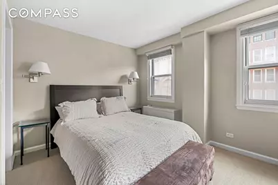 123 E 75th Street #5C, New York, NY 10021 - Photo 4