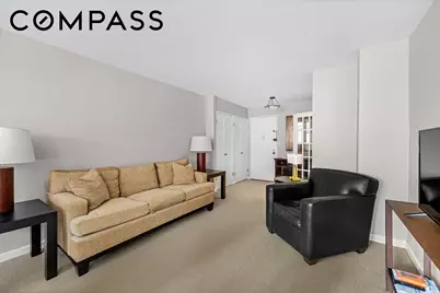 123 E 75th Street #5C, New York City, NY 10021 - Photo 2
