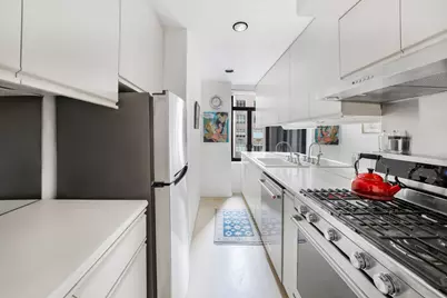 25 W 54th Street #7C, New York City, NY 10019 - Photo 6