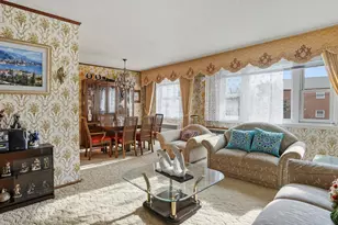 61-82 56th St, Maspeth, NY 11378 - Photo 22