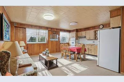 61-82 56th Street #NA, Maspeth, NY 11378 - Photo 4