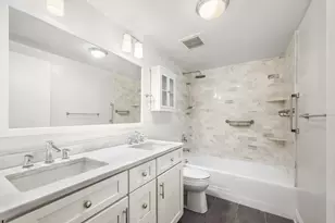 400 E 70th St, New York City, NY 10021 - Photo 10