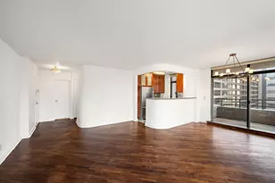 400 E 70th St, New York City, NY 10021 - Photo 4