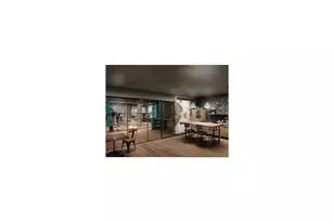 308 E 38th St, New York City, NY 10016 - Photo 2