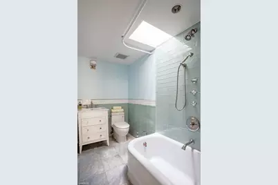 143 E 19th Street, New York, NY 10003 - Photo 26