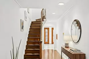 243 E 61st St, New York City, NY 10065 - Photo 2