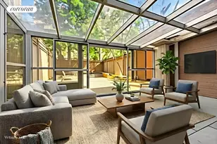 243 E 61st St, New York, NY 10065 - Photo 18