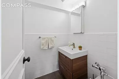 4525 Henry Hudson Parkway W #506, New York City, NY 10471 - Photo 8