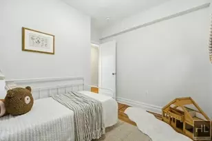 160 E 3rd St, New York City, NY 10009 - Photo 18