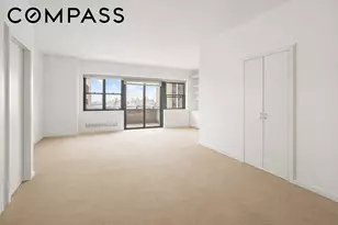 58 W 58th St, New York City, NY 10019 - Photo 2
