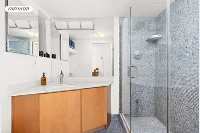 429 W 24th Street #1C, New York City, NY 10011 - Photo 8