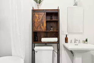 429 W 24 St, New York, NY 10011 - Photo 12