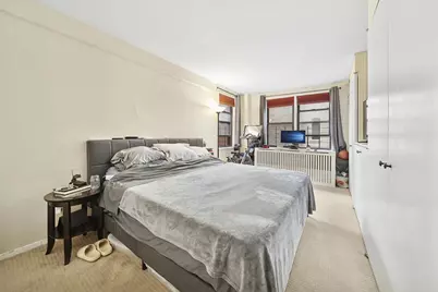 241 E 76th Street #5-J, New York City, NY 10021 - Photo 8