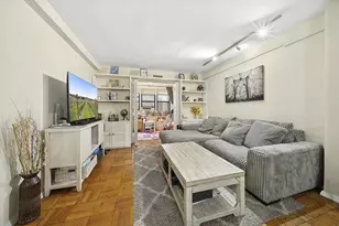 241 E 76th St, New York City, NY 10021 - Photo 2