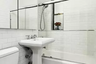 30 E 9th St, New York City, NY 10003 - Photo 8