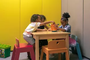 555 10th Ave, New York City, NY 10018 - Photo 10