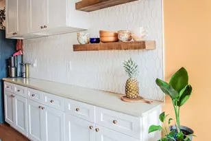 657 E 26th St, New York City, NY 11210 - Photo 6