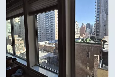 145 E 84th Street #10G, New York, NY 10028 - Photo 2