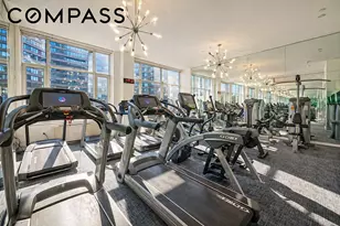 635 W 42nd St, New York City, NY 10036 - Photo 18