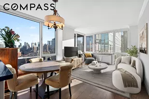 635 W 42nd St, New York City, NY 10036 - Photo 2